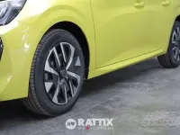 Nuova Peugeot 208 Business-Line 101 CV (74 kW) 2026 Giallo Utilitaria