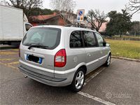 Usata Opel Zafira 101 CV (74 kW) 2004 Monovolume