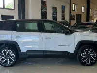 Nuova Jeep Compass Altitude 136 CV (100 kW) 2026 Antarctica tetto nero SUV