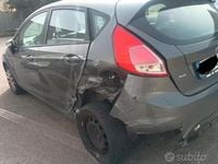 Usata Ford Fiesta 2017 Grigio Berlina