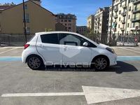 Usata Toyota Yaris Multidrive S 99 CV (72 kW) 2014 Bianco Utilitaria