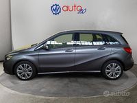 Usata Mercedes B200 Executive 136 CV (100 kW) 2015 Grigio Monovolume