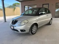 Usata Lancia Ypsilon 69 CV (50 kW) 2011 Grigio Utilitaria