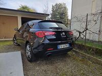 Usata Alfa Romeo Giulietta Distinctive 105 CV (77 kW) 2014 Nero Utilitaria