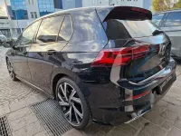 Usata VW Golf VIII R-line 190 CV (139 kW) 2022 Deep black perleffekt Berlina