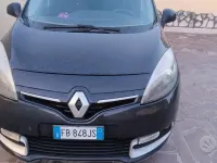 Usata Renault Scenic E-Tech LIMITED 110 CV (80 kW) 2015 Nero Monovolume