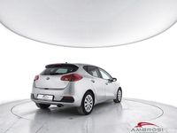 Usata Kia Ceed Active 99 CV (72 kW) 2014 Grigio Utilitaria