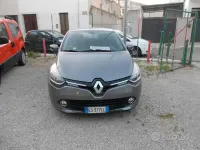 Käytetty Renault Clio IV 75 HP (55 kW) 2014 Harmaa Sedan
