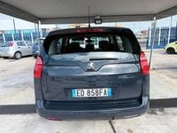 Usata Peugeot 5008 112 CV (82 kW) 2010 Blu Berlina