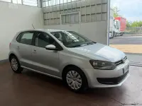 Usata VW Polo Trendline 75 CV (55 kW) 2009 Argento Utilitaria
