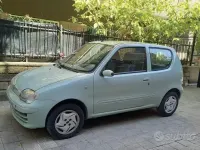 Usata Fiat 600 54 CV (39 kW) 2026 Verde SUV