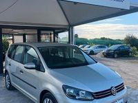 Usata VW Touran Comfortline 105 CV (77 kW) 2012 Grigio Monovolume