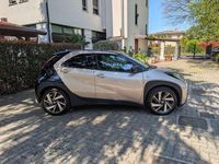 Usata Toyota Aygo X Lounge 72 CV (52 kW) 2024 Ginger beige/black bitone SUV