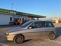 Usata Lancia Ypsilon 86 CV (63 kW) 2001 Argento Utilitaria