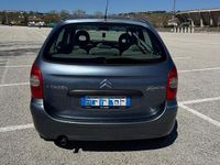Usata Citroën Xsara Picasso 109 CV (80 kW) 2005 Grigio Monovolume