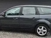 Usata Ford Focus 90 CV (66 kW) 2007 Grigio Station wagon