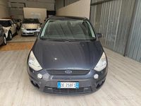 Usata Ford S-MAX Titanium 140 CV (102 kW) 2006 Grigio Monovolume