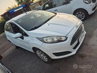 Usata Ford Fiesta Business Edition 95 CV (69 kW) 2016 Bianco Berlina
