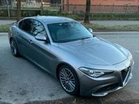 Usata Alfa Romeo Giulia Super 150 CV (110 kW) 2017 Grigio Berlina