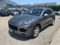Usata Porsche Cayenne 250 CV (183 kW) 2015 Grigio SUV