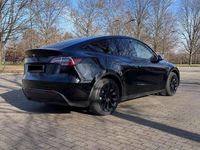 Usata Tesla Model Y RWD 88 kW (120 CV) 2023 Nero SUV