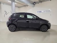 Usata Lancia Ypsilon Gold 69 CV (50 kW) 2018 Nero Utilitaria