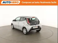 Usata Toyota Aygo X-play 70 CV (51 kW) 2017 Argento Utilitaria