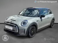 Usata Mini Cooper SE 75 kW (102 CV) 2021 Grigio / metallizzato Utilitaria