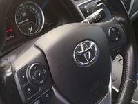 Usata Toyota Auris Hybrid Lounge 99 CV (72 kW) 2014 Berlina