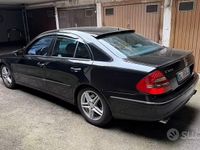 Usata Mercedes E320 204 CV (150 kW) 2004 Nero Berlina