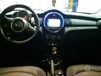 Usata Mini Cooper D 116 CV (85 kW) 2019 Grigio Utilitaria