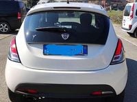 Usata Lancia Ypsilon S 69 CV (50 kW) 2013 Bianco Utilitaria