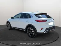 Usata Kia XCeed 136 CV (100 kW) 2024 Bianco SUV