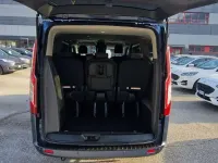 Usata Ford Tourneo Titanium 185 CV (136 kW) 2022 Blu Monovolume