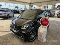 Usata Smart ForTwo Cabrio Brabus 109 CV (80 kW) 2017 Nero Cabrio