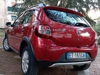 Usata Dacia Sandero 75 CV (55 kW) 2014 Rosso SUV
