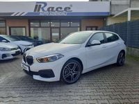 Usata BMW 118 Advantage 140 CV (102 kW) 2022 Bianco Utilitaria