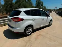Usata Ford C-MAX Titanium 120 CV (88 kW) 2017 Bianco Monovolume