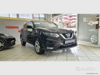 Begagnad Nissan Qashqai 131 HK (96 kW) 2018 Svart SUV