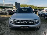 Usata Dacia Duster 109 CV (80 kW) 2014 Grigio chiaro SUV