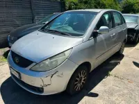 Usata Tata Indica 75 CV (55 kW) 2011 Argento Berlina