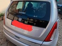 Usata Lancia Musa 95 CV (69 kW) 2010 Grigio Monovolume