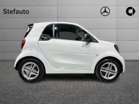 Usata Smart ForTwo Coupé Pure 41 kW (56 CV) 2022 Bianco Utilitaria