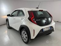 Usata Toyota Aygo X Active 72 CV (52 kW) 2025 Bianco SUV