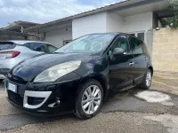 Usata Renault Scénic III Luxe 110 CV (80 kW) 2011 Nero Monovolume