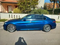 Usata Alfa Romeo Giulia 2017 Blu Berlina