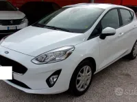 Usata Ford Fiesta 75 CV (55 kW) 2021 Bianco Utilitaria