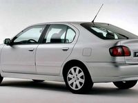 Usata Nissan Primera 114 CV (83 kW) 1999 Argento Berlina