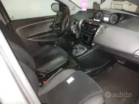 Usata Lancia Ypsilon 69 CV (50 kW) 2013 Grigio Utilitaria