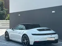 Usata Porsche 992 394 CV (289 kW) 2024 Bianco Cabrio